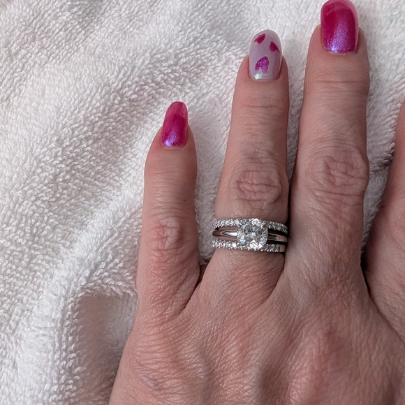 White Gold Moissanite 3 Piece Wedding Ring Set Size 5.5 - Picture 8 of 8